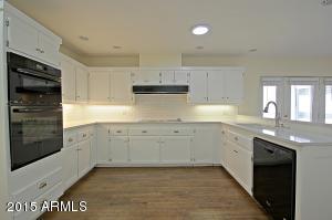 3225 E Coolidge St, Phoenix, AZ 85018 photo 8