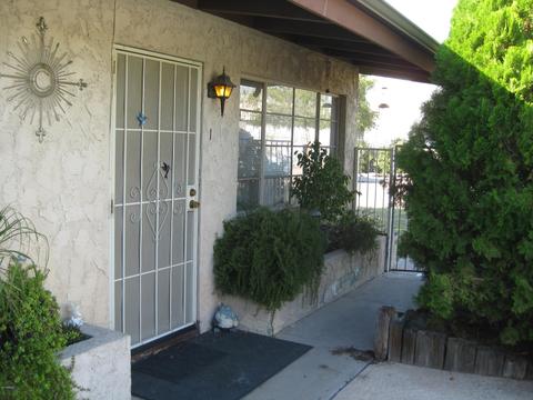 909 E Marlette Ave, Phoenix, AZ 85014 photo 4