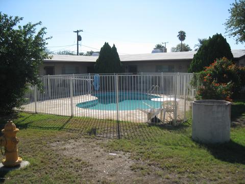 909 E Marlette Ave, Phoenix, AZ 85014 photo 3