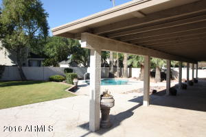 4027 E Grove Cir, Mesa, AZ 85206 photo 2