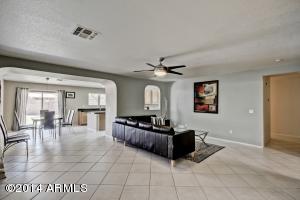 4117 E Hide Trl, Phoenix, AZ 85050 photo 4
