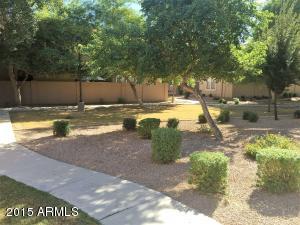 1947 E Oxford Ln, Gilbert, AZ 85295 photo 2