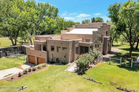 10201 E Rafter L Ln, Cornville, AZ 86325