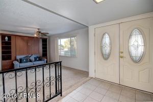 1107 E Diamond Dr, Tempe, AZ 85283 photo 2