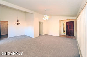 4260 E Cassia Way, Phoenix, AZ 85044 photo 9