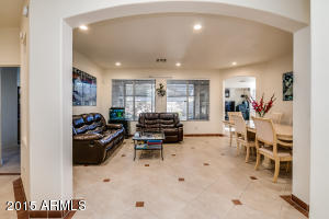 3394 E Santa Fe Ln, Gilbert, AZ 85297 photo 4
