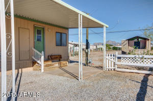 1101 S Lawson Dr, Apache Junction, AZ 85120 photo 2