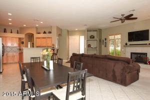 2219 E Branham Ln, Phoenix, AZ 85042 photo 7