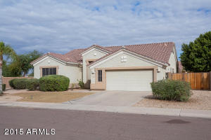 338 W Desert Ave, Gilbert, AZ 85233 photo 2