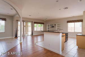 338 W Desert Ave, Gilbert, AZ 85233 photo 4