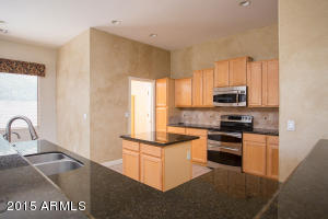 338 W Desert Ave, Gilbert, AZ 85233 photo 5