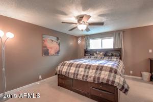 210 E La Jolla Dr, Tempe, AZ 85282 photo 8