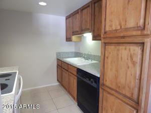 817 E Cochise Dr, Phoenix, AZ 85020 photo 8