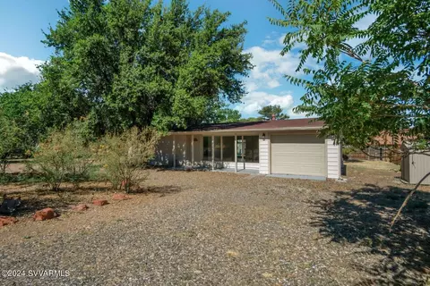 4390 N Fairway Dr, Rimrock, AZ 86335