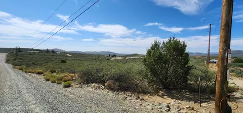 005 E Meadow Dr # A, Mayer, AZ 86333 photo 3