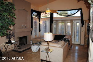 314 E Vaughn Ave, Gilbert, AZ 85234 photo 3