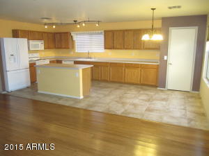 2304 E Peach Tree Dr, Chandler, AZ 85249 photo 1