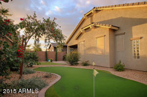 2549 E Orleans Dr, Gilbert, AZ 85298 photo 3