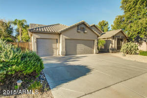 344 N Bridlegate Dr, Gilbert, AZ 85234 photo 3