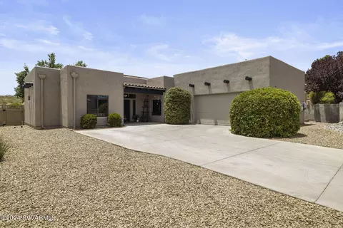 1605 E Hombre Dr, Cottonwood, AZ 86326