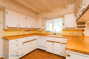 1829 E Berridge Ln, Phoenix, AZ 85016 photo 8
