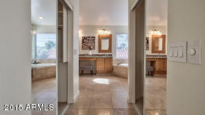 3089 E Indigo Bay Dr, Gilbert, AZ 85234 photo 5