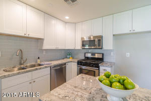 816 E Seldon Ln, Phoenix, AZ 85020 photo 7