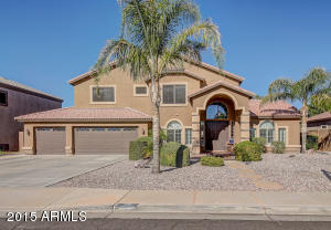 118 Elgin St, Gilbert, AZ 85295 photo 2