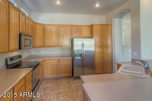 4378 E Lariat Ln, Phoenix, AZ 85050 photo 13