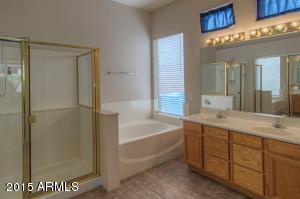4378 E Lariat Ln, Phoenix, AZ 85050 photo 17