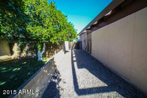 552 E Ivy St, Mesa, AZ 85203 photo 5