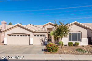 1984 E Divot Dr, Tempe, AZ 85283 photo 1