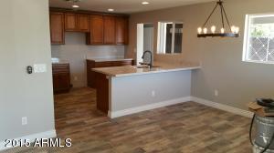 638 E Pepper Pl, Mesa, AZ 85203 photo 3
