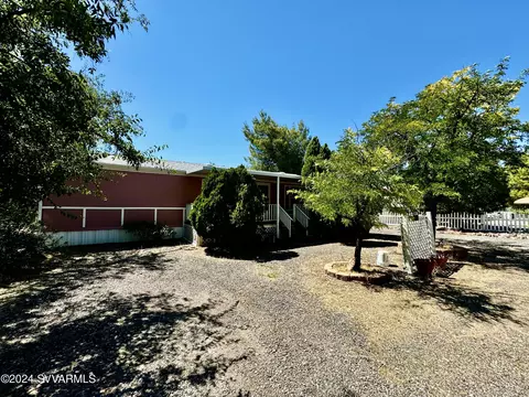 4165 E Shade Rd, Rimrock, AZ 86335