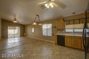 650 S Voyager Dr, Gilbert, AZ 85296 photo 4