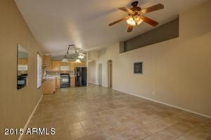 650 S Voyager Dr, Gilbert, AZ 85296 photo 5