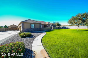 2531 E Meadowview Dr, Gilbert, AZ 85298 photo 2