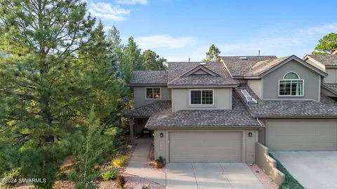 5902 E Mountain Oaks Dr, Flagstaff, AZ 86004