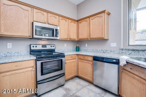 8833 E Colby Cir, Mesa, AZ 85207 photo 6
