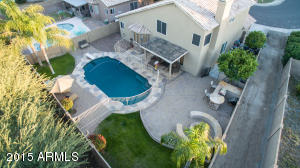 2406 E Taro Ln, Phoenix, AZ 85050 photo 1