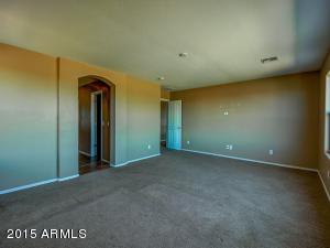560 E Raven Ct, Gilbert, AZ 85297 photo 11
