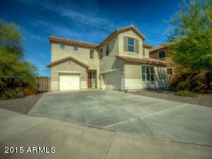 560 E Raven Ct, Gilbert, AZ 85297 photo 1