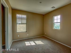 560 E Raven Ct, Gilbert, AZ 85297 photo 16