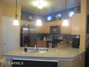 159 W Laurel Ct, Gilbert, AZ 85233 photo 3