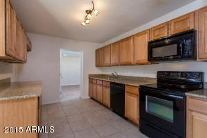 2108 W Solano Dr, Phoenix, AZ 85015 photo 2