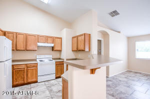 812 W Chambers St, Phoenix, AZ 85041 photo 4
