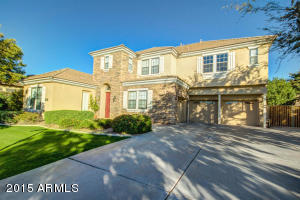 2838 E Cotton Ct, Gilbert, AZ 85234 photo 1