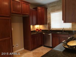 3957 E Cat Balue Dr, Phoenix, AZ 85050 photo 8