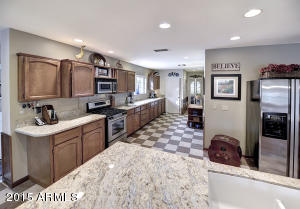 509 W Solano Dr, Phoenix, AZ 85013 photo 2