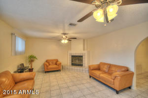 7914 W Fairmount Ave, Phoenix, AZ 85033 photo 5